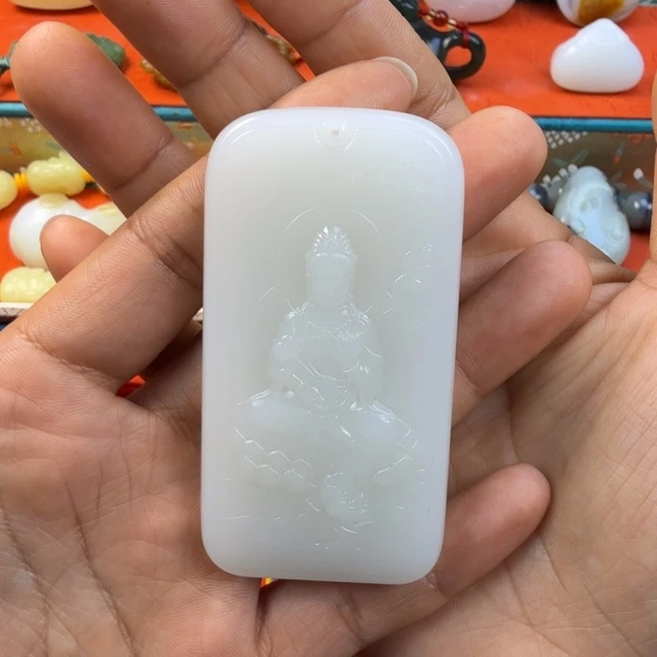 H***、和田玉未镶嵌颈饰