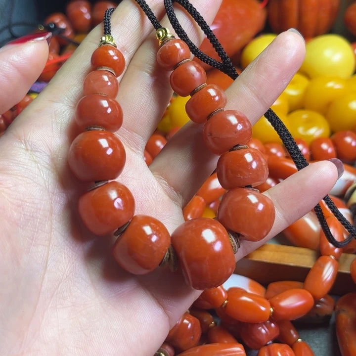 颈饰玻璃二*琉璃……………..