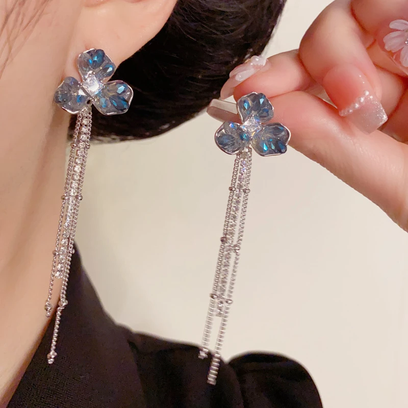 铜合金锆石耳饰 法式气质花朵流苏耳环夸张复古高级感轻奢设计款