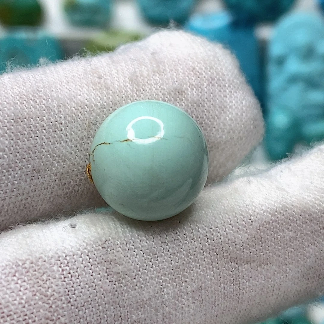 绿松石未镶嵌天然原矿 地大质检13.3mm