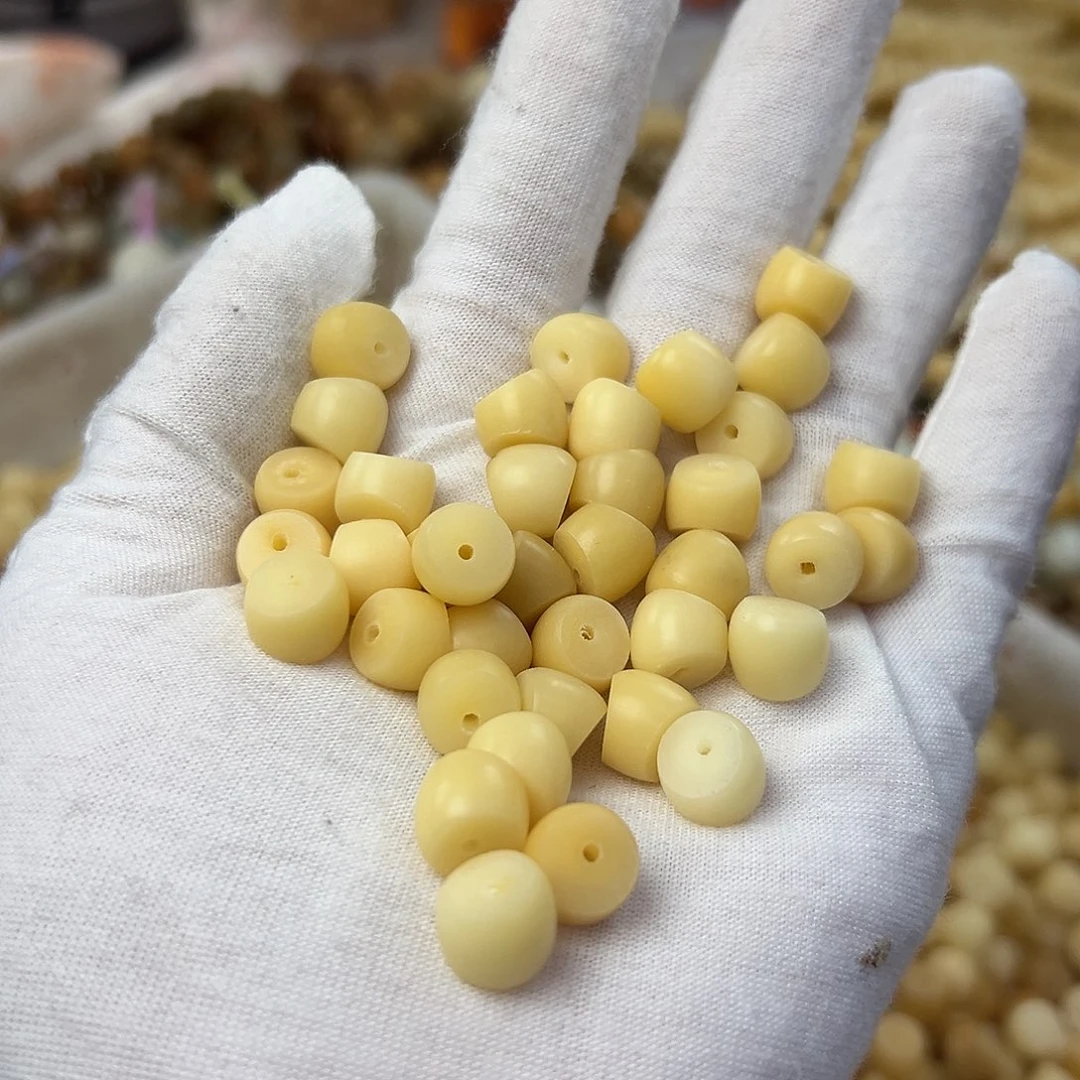 吊坠菩提根/象牙果瑕疵树王毛胚散珠35颗