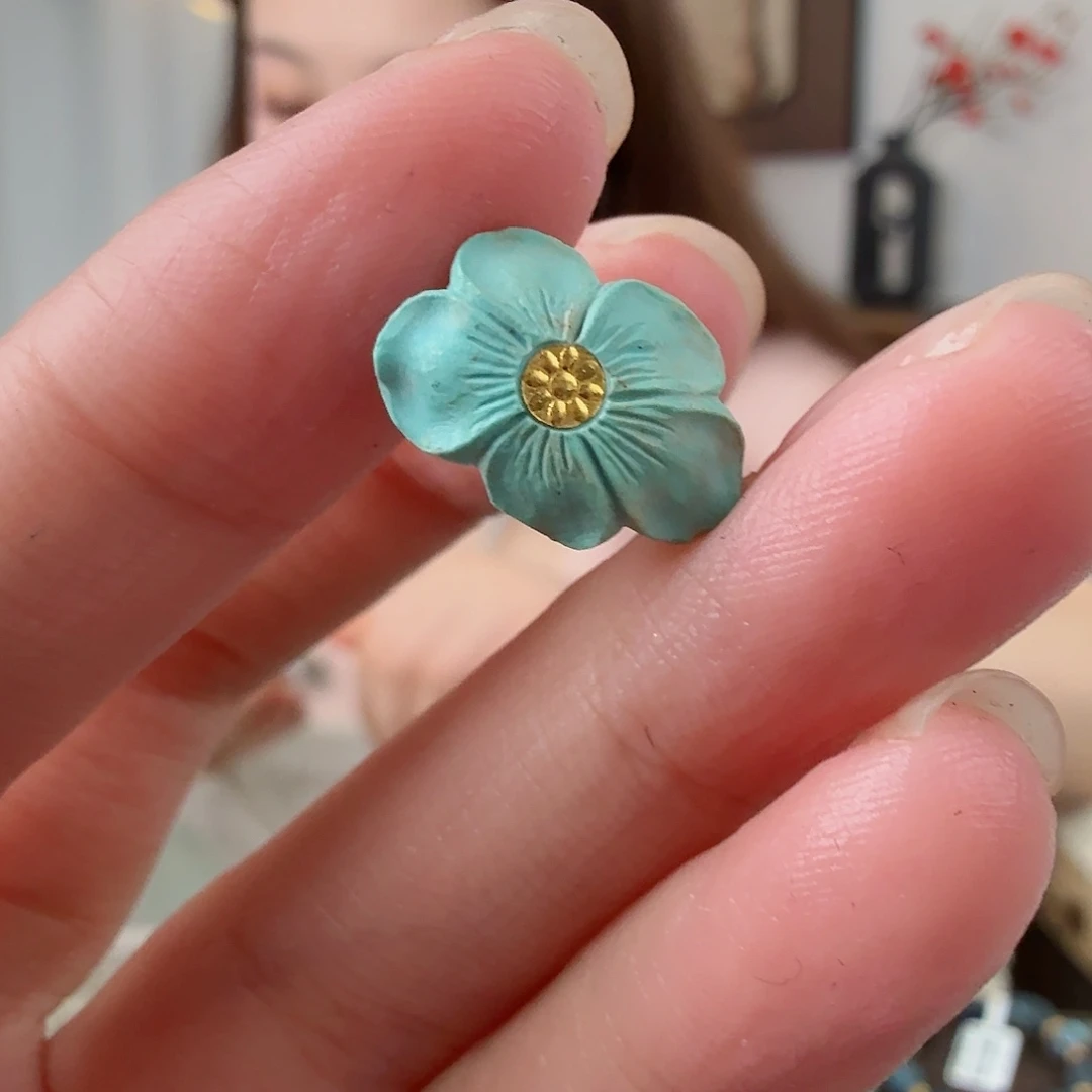 绿松石未镶嵌挂件