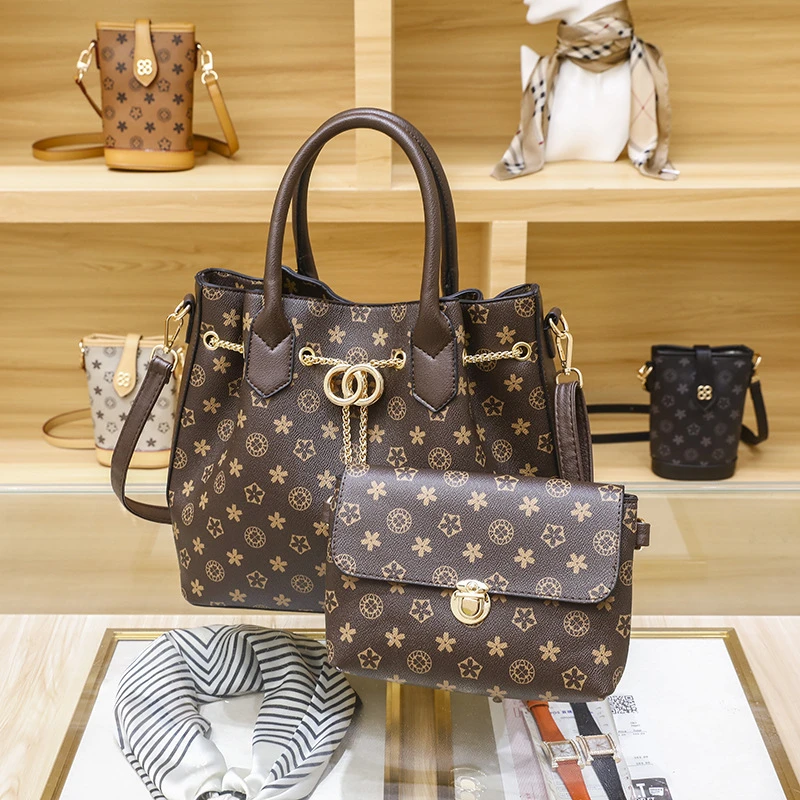 39包包这里拍 柜柜撤柜包包