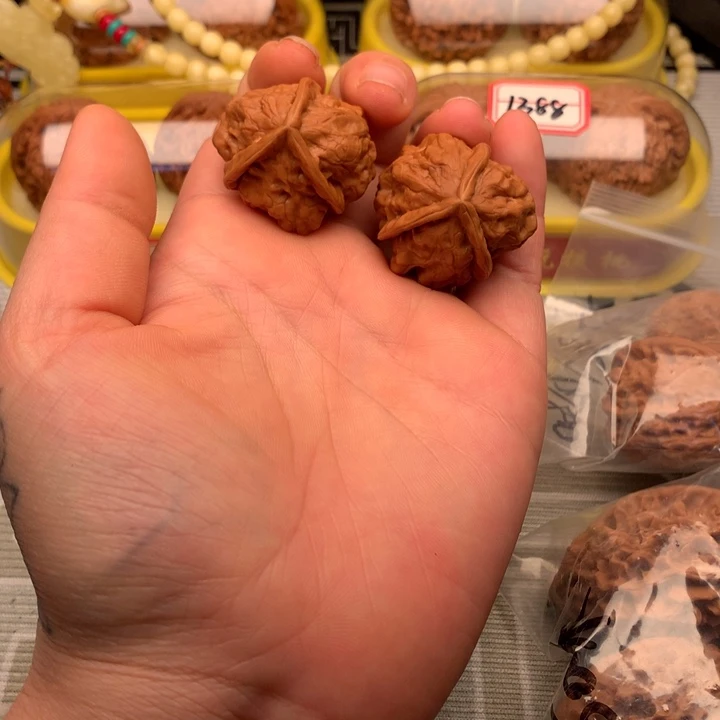 吊坠桃核灵蛙三棱全品