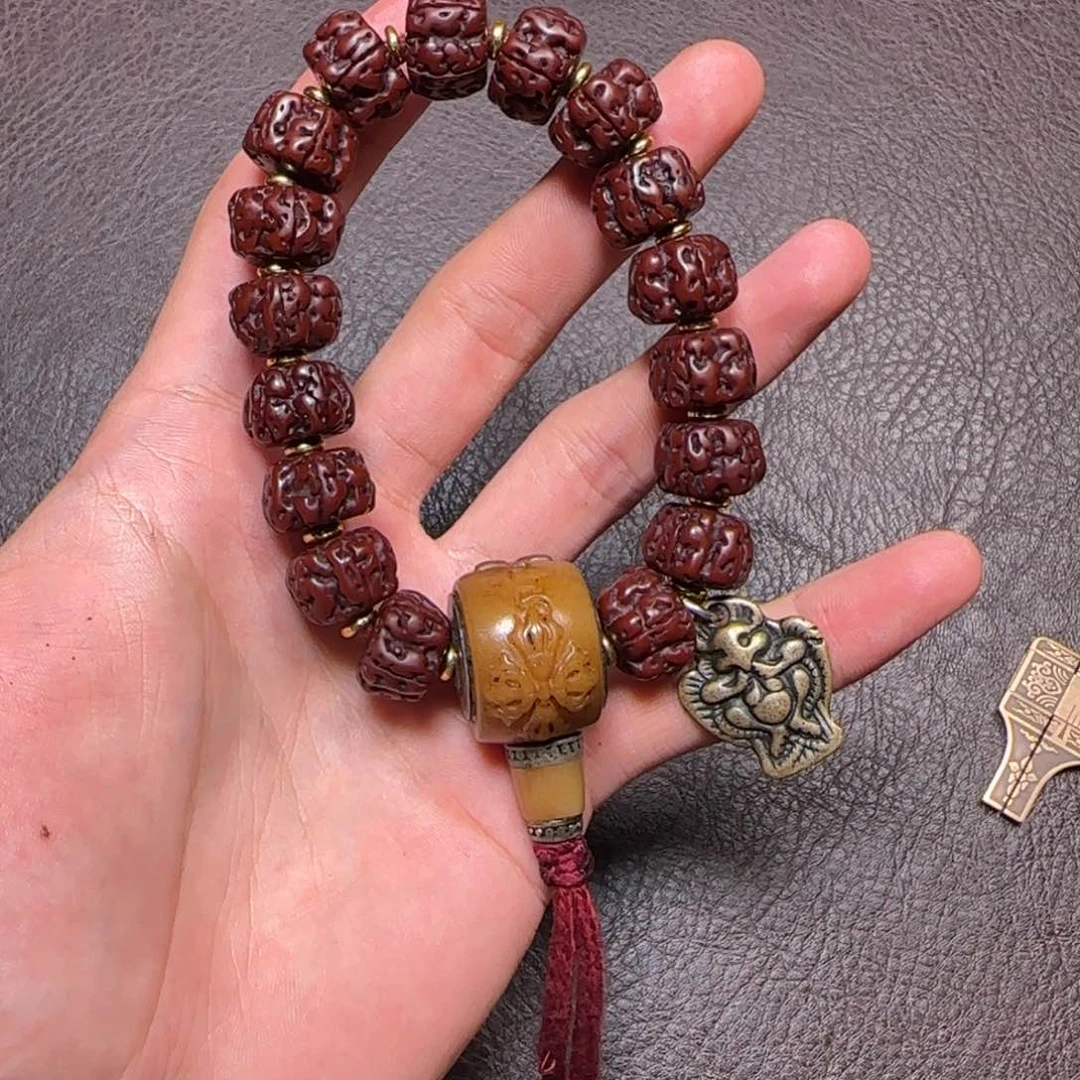 吊坠凤眼菩提伟k j j j n j j