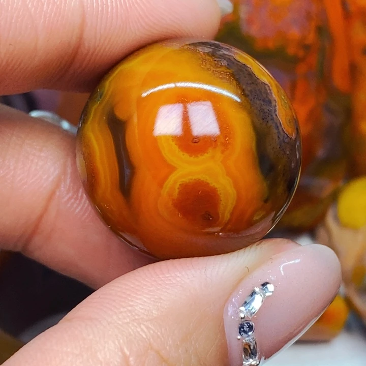 L***u玛瑙/玉髓未镶嵌玛瑙