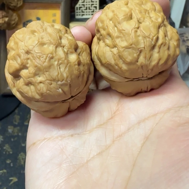 白***语吊坠文玩核桃老树金蟾疙瘩包
