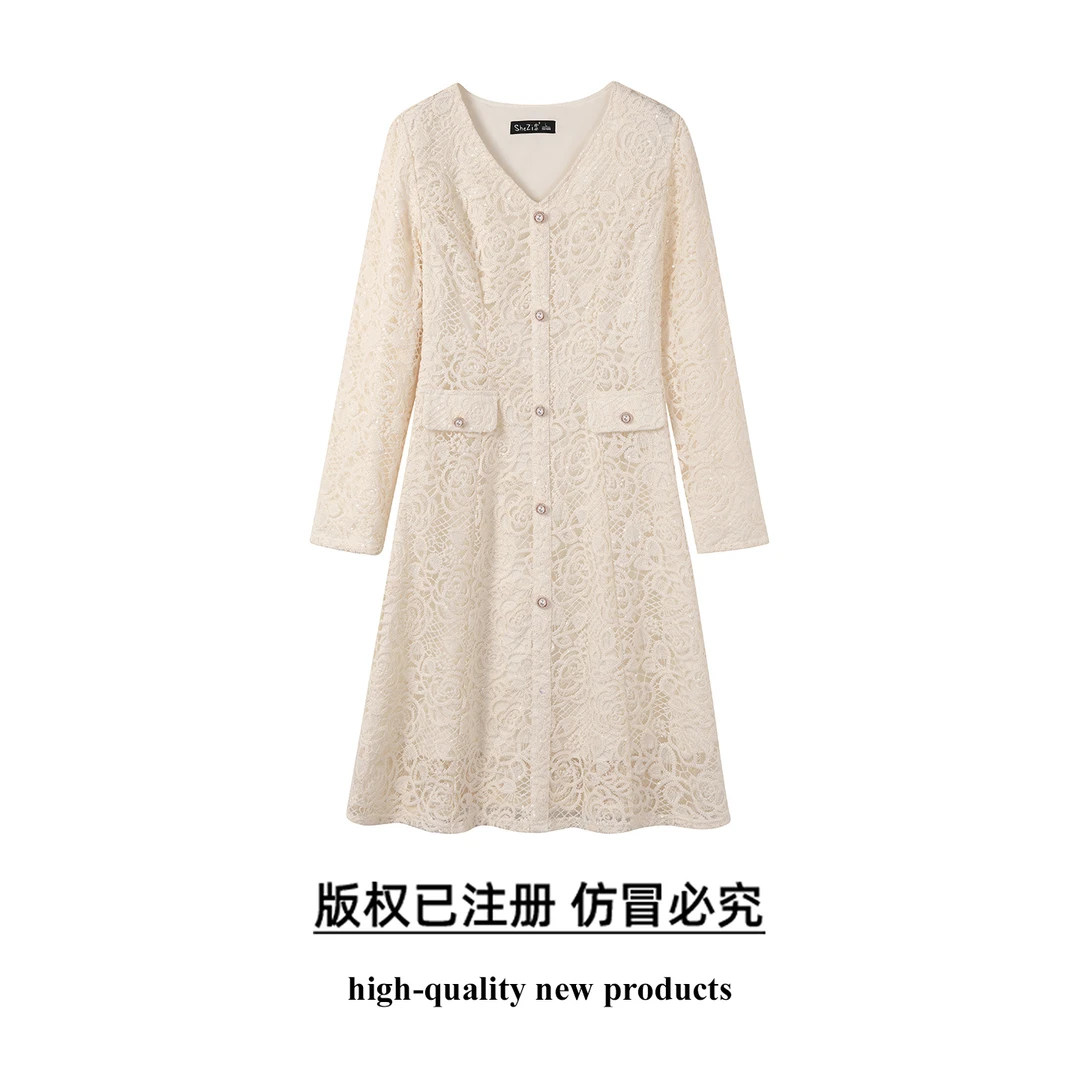 奢姿大码女装2025秋季时尚纽扣装饰蕾丝连衣裙胖妹妹气质减龄裙子