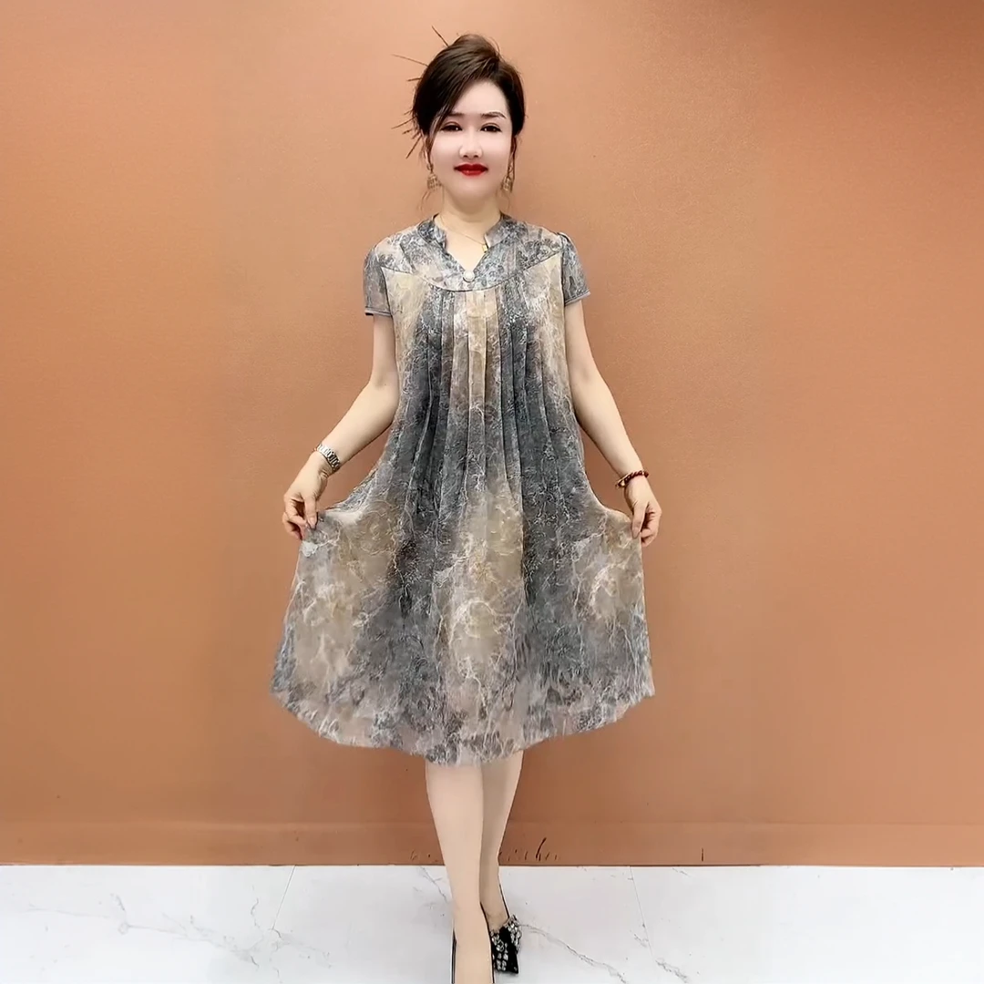 韩版时尚高档气质连衣裙夏季新款宽松遮肚大码妈妈装中长款印花裙