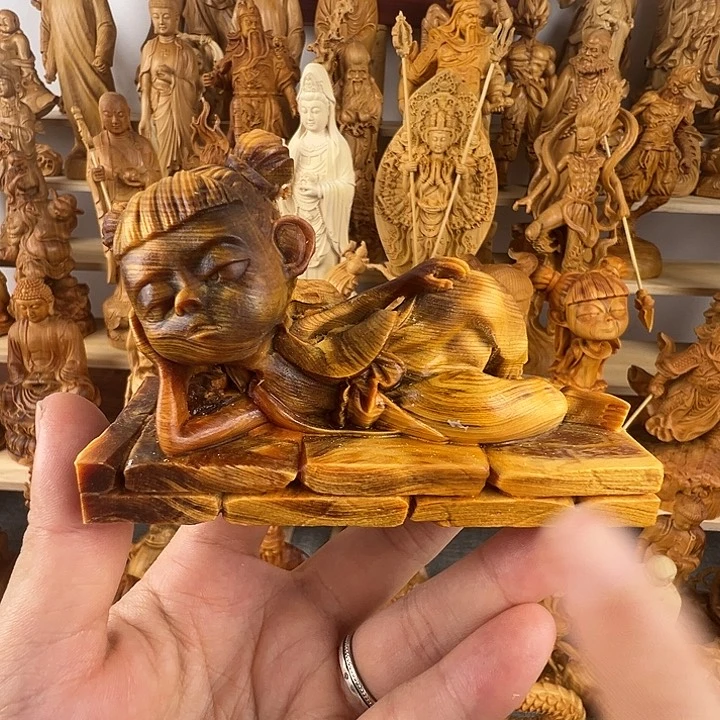 柏木（崖柏）万****哥哪吒微瑕