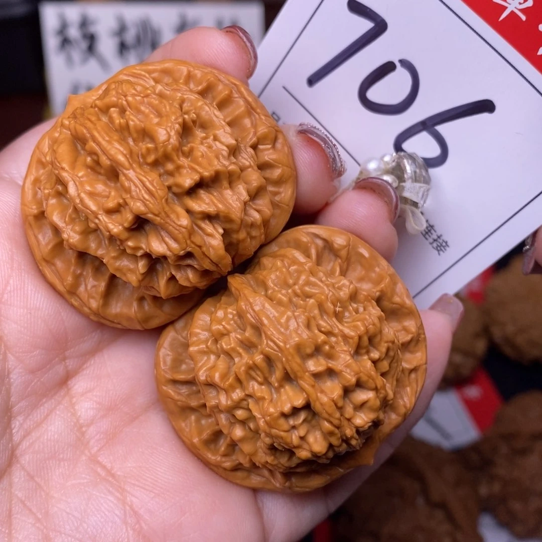 文玩核桃把件706虎头4.1