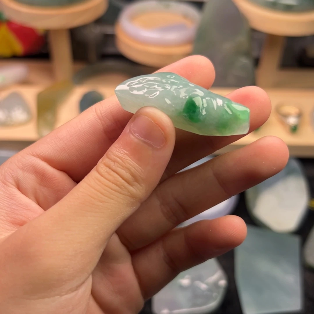 定制翡翠未镶嵌缅甸天然翡翠定制
