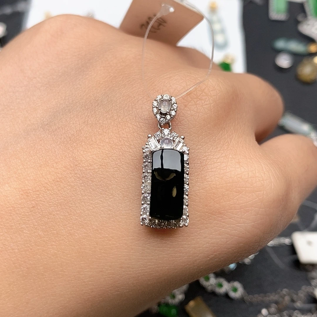 翡翠银S925镶嵌颈饰