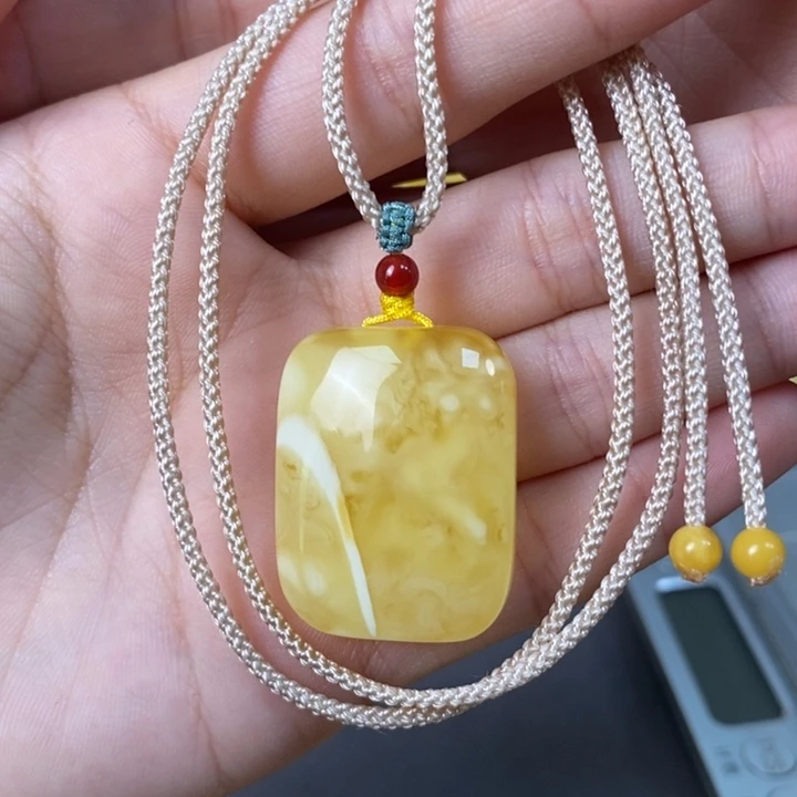 未镶嵌琥珀裸石无事牌