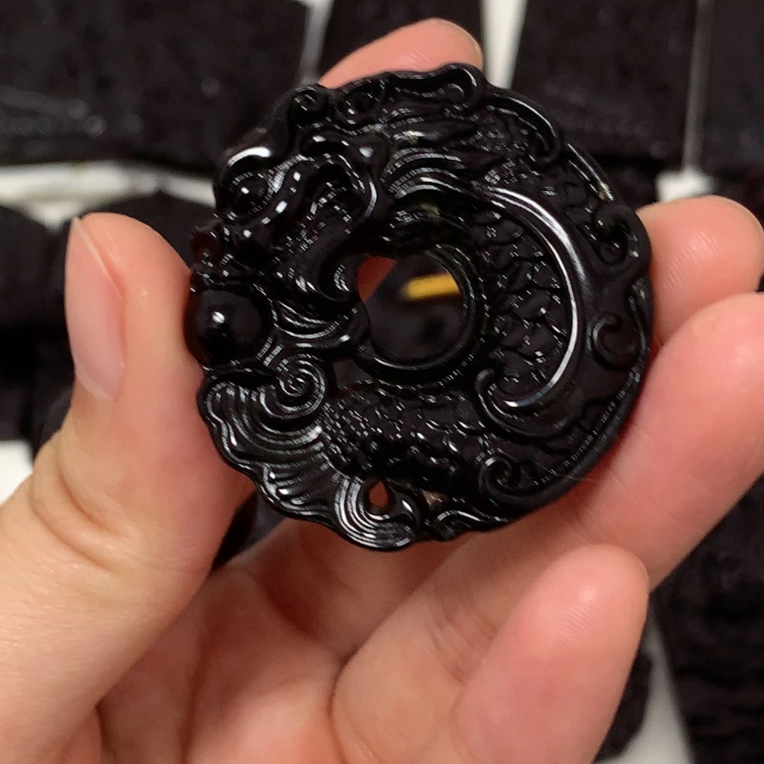 翡翠未镶嵌颈饰挂件