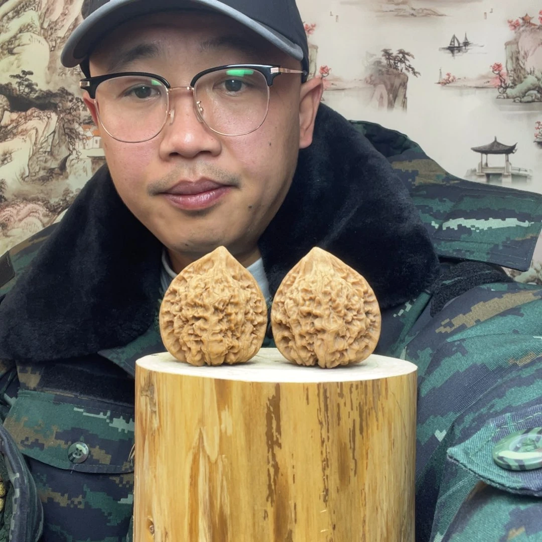 文玩核桃把件官帽