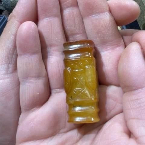 和田玉未镶嵌挂件上**水