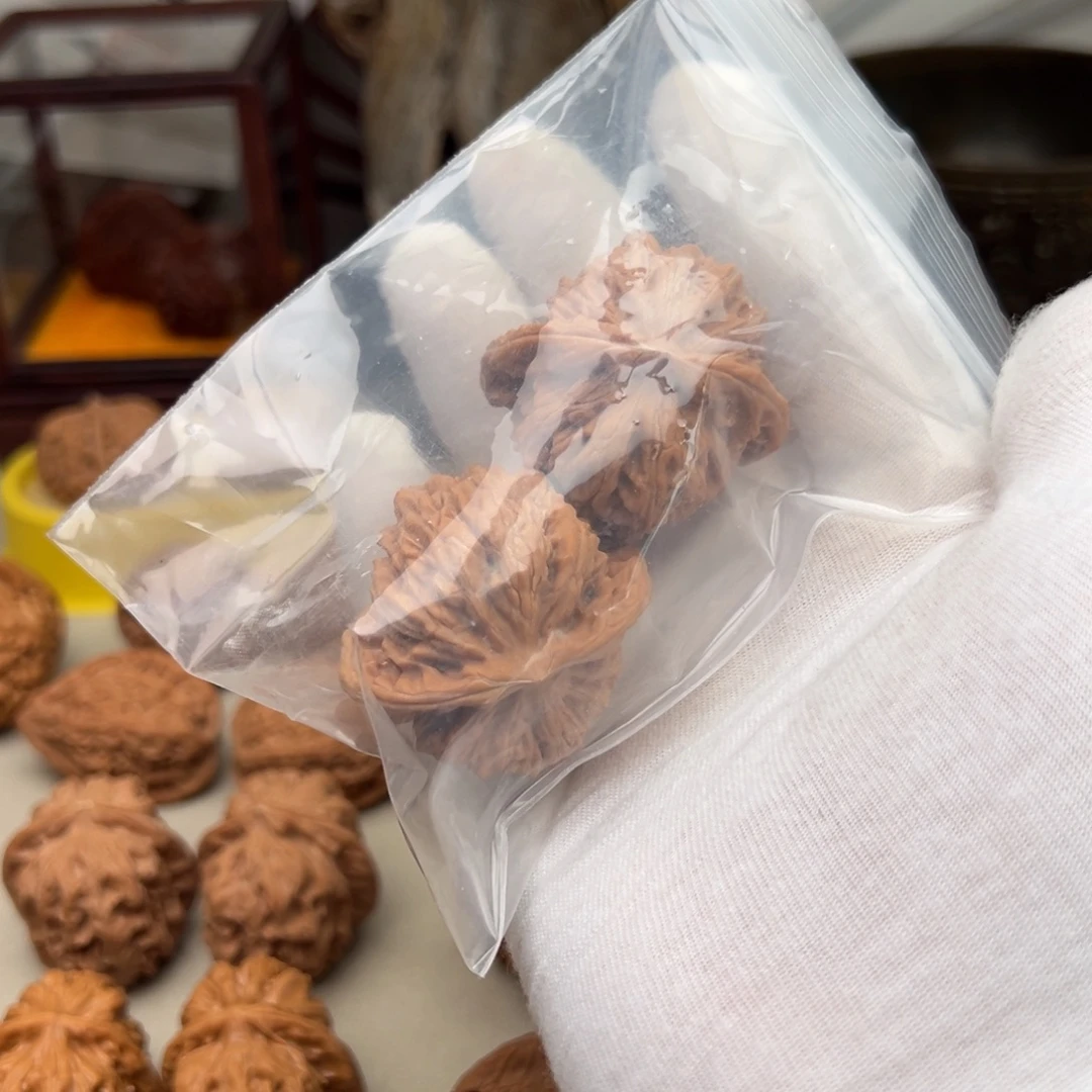 力***8吊坠文玩核桃篓子