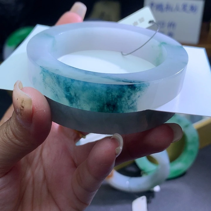 定制翡翠天然翡翠手镯未镶嵌