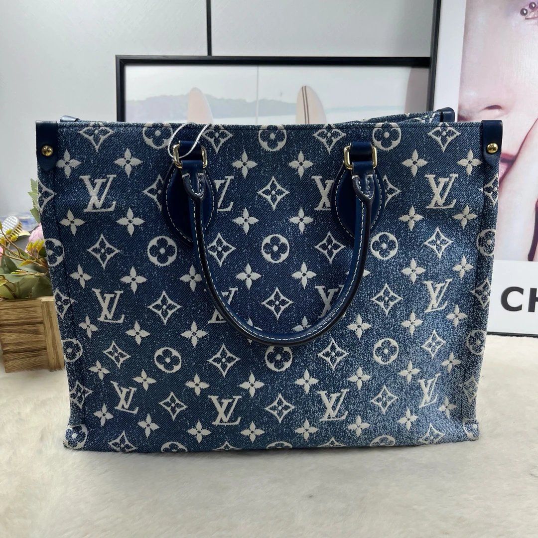 99新 LouisVuitton/路易威登 牛仔丹宁托特包（芯片款）