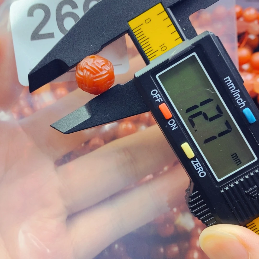 南红玛瑙未镶嵌颈饰
