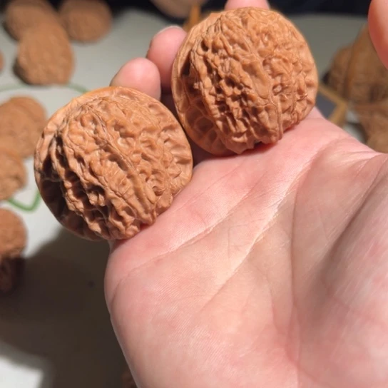 吊坠文玩核桃血麒麟