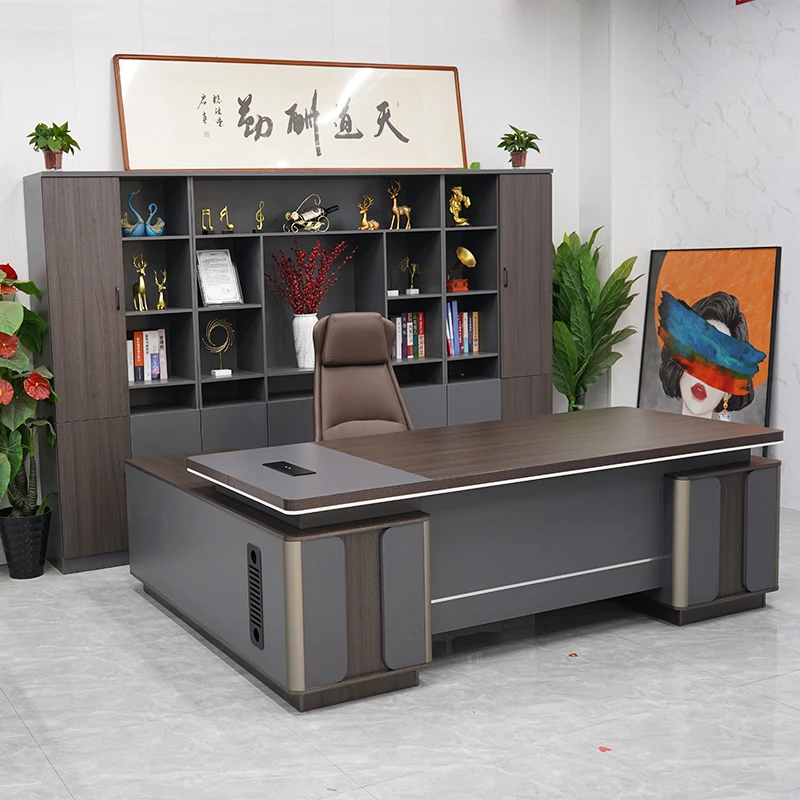 高级感老板办公桌与椅子组合适合总裁办公室