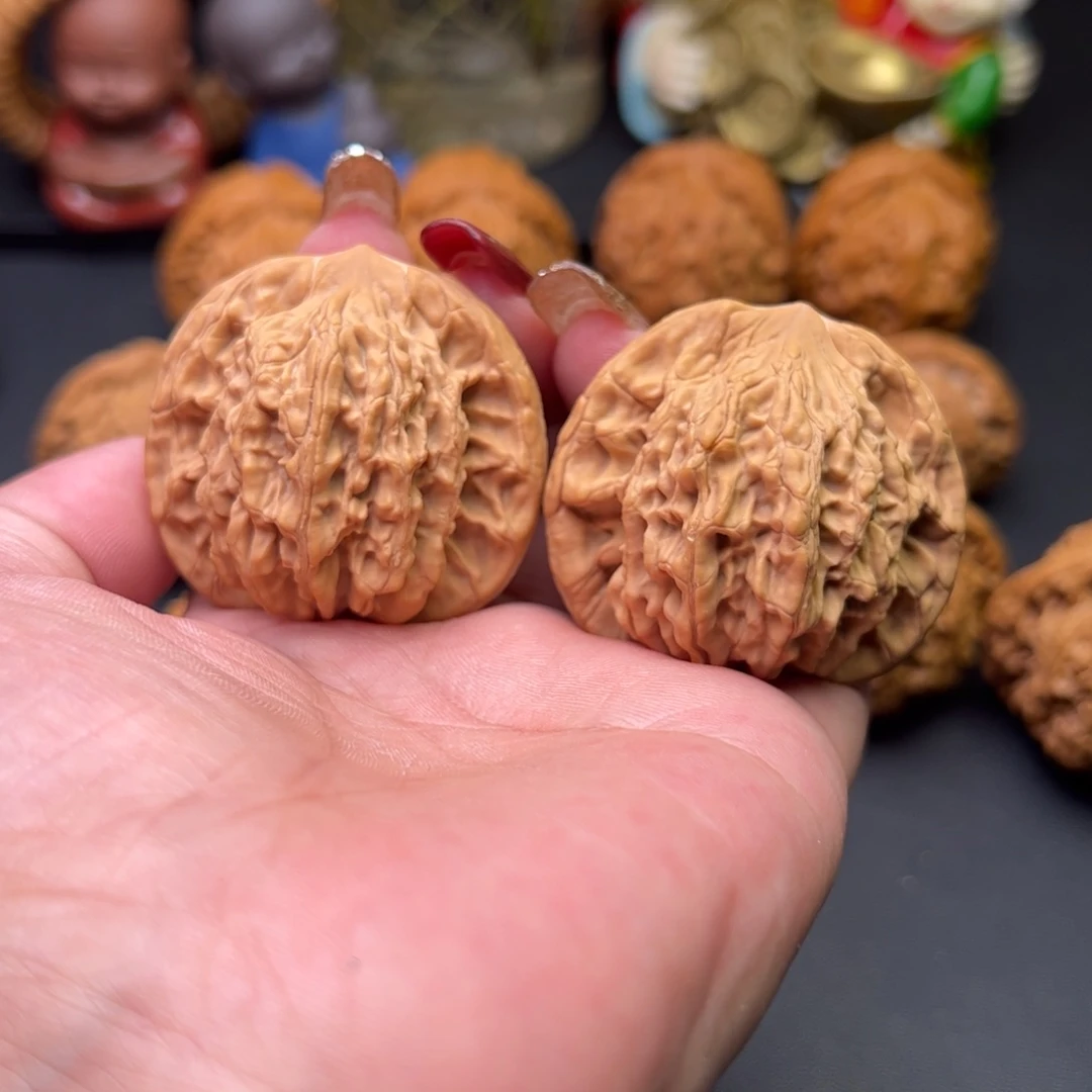 文玩核桃吊坠芳芳43+麦虎