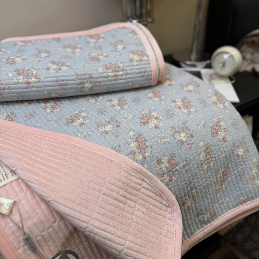 【娜娜推荐】新款全面双层纱床盖三件套防滑炕盖柔软亲肤双面可用