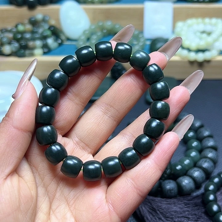 和田玉（青玉）手串未镶嵌