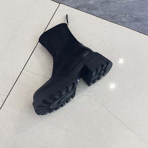 休闲运动的休闲鞋