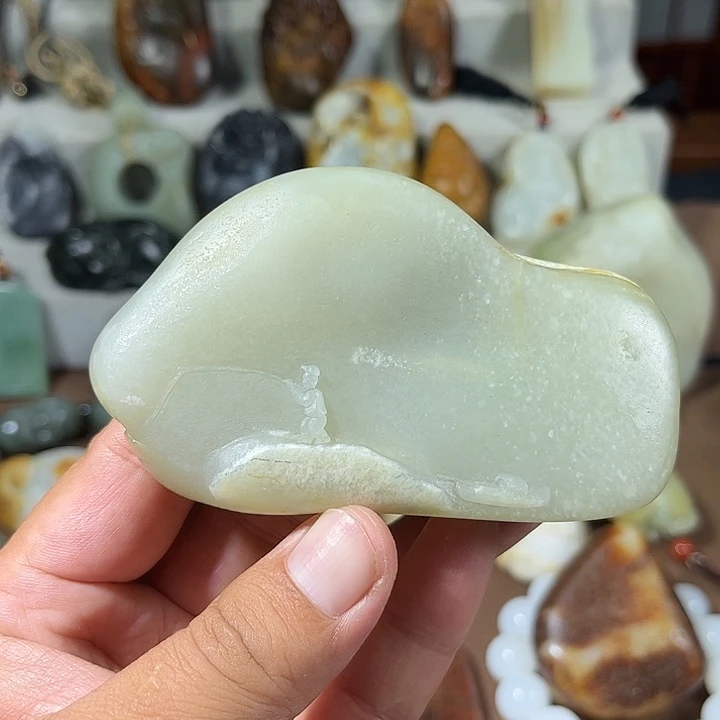 未镶嵌和田玉把件