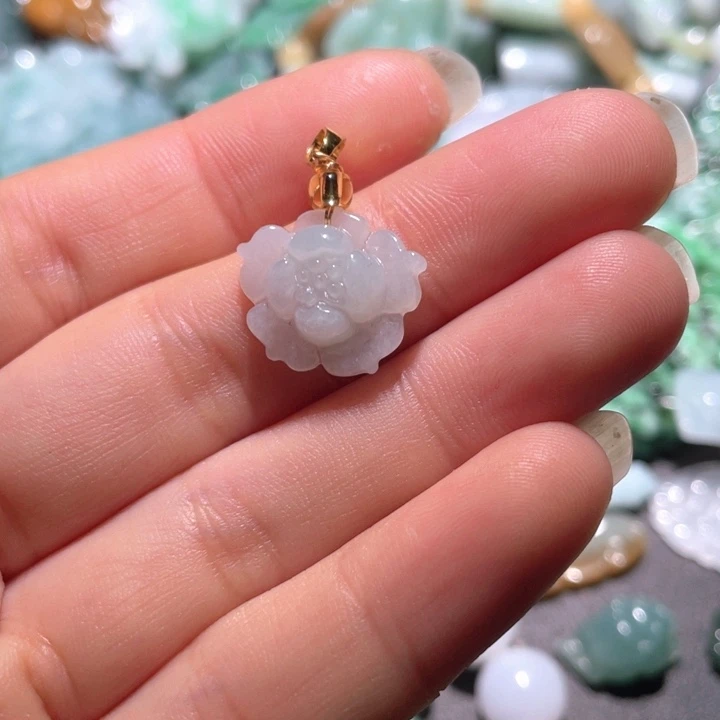 【闪购商品】翡翠颈饰未镶嵌?****暖天然翡翠