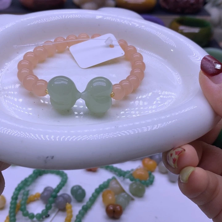 石英岩玉未镶嵌13468975444