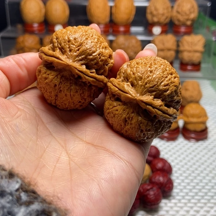 江***串文玩核桃把件1铁罗汉