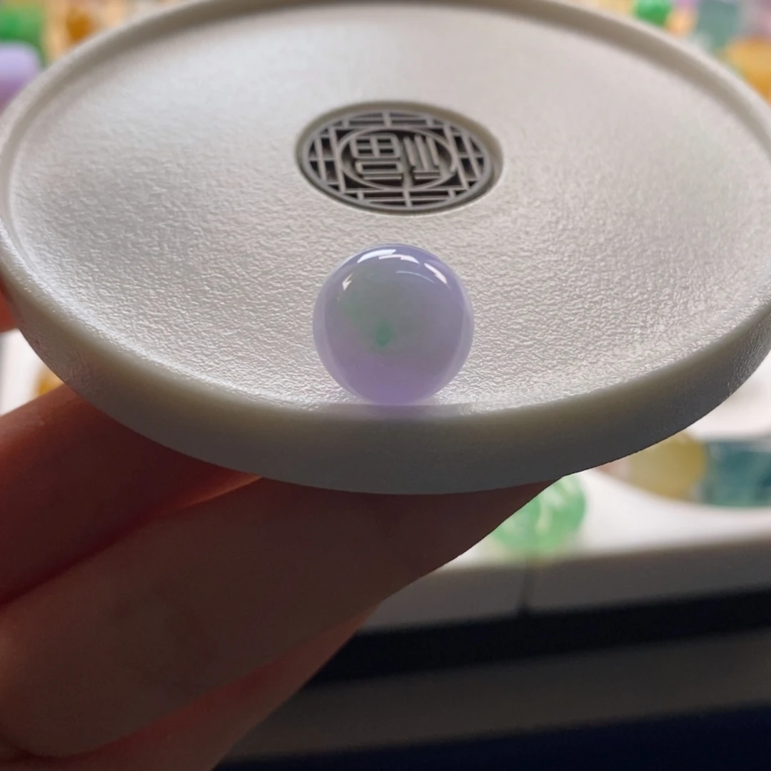 翡翠未镶嵌颈饰紫底飘绿圆珠卡12+