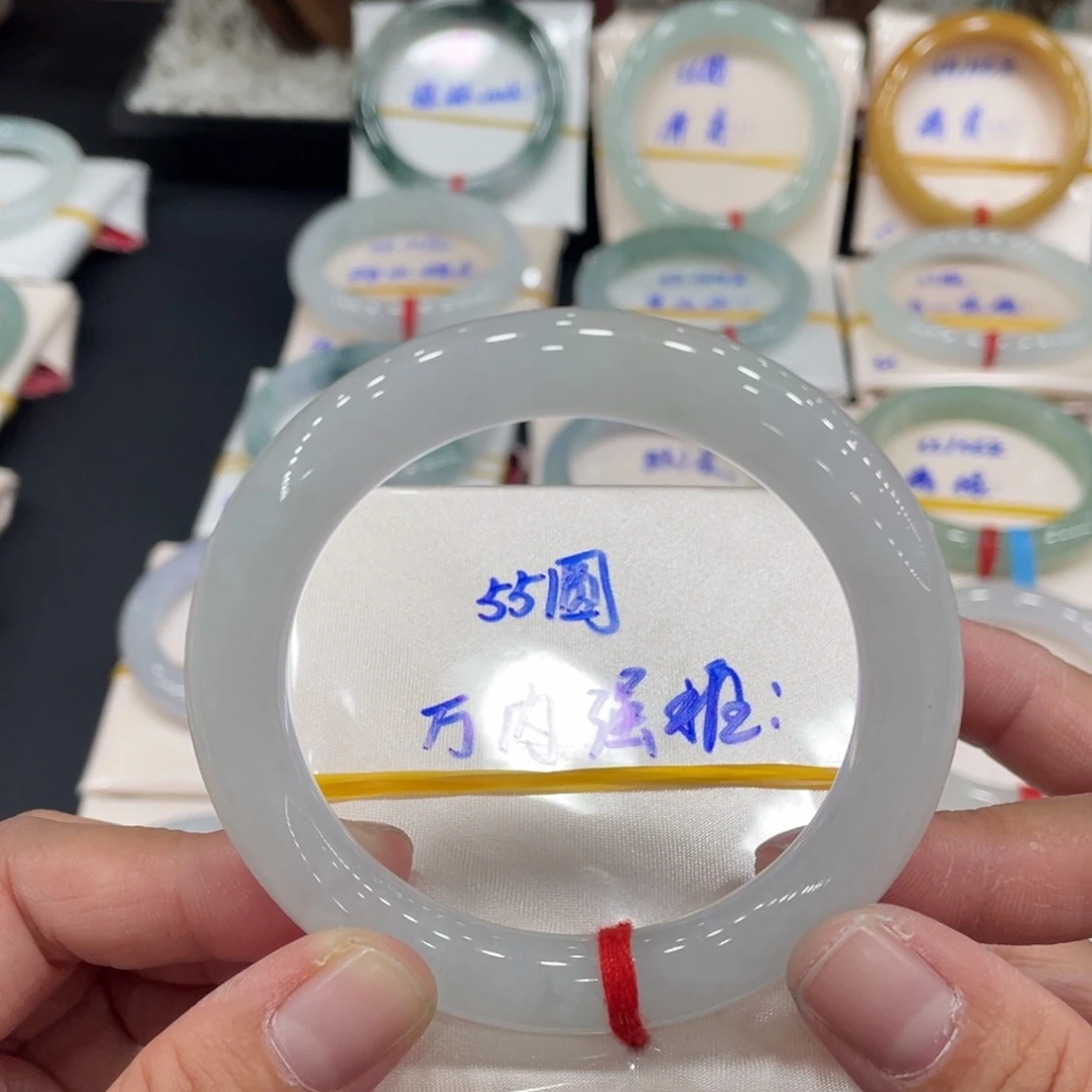 未镶嵌手镯翡翠缅甸翡翠天然翡翠