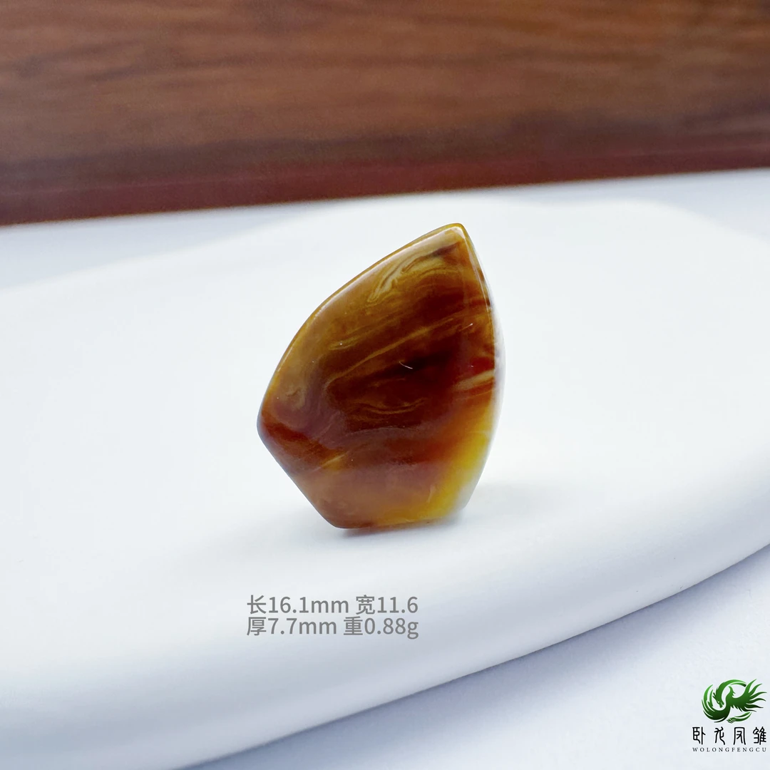 乌料彩沁拉丝妖孽蜜蜡盾牌