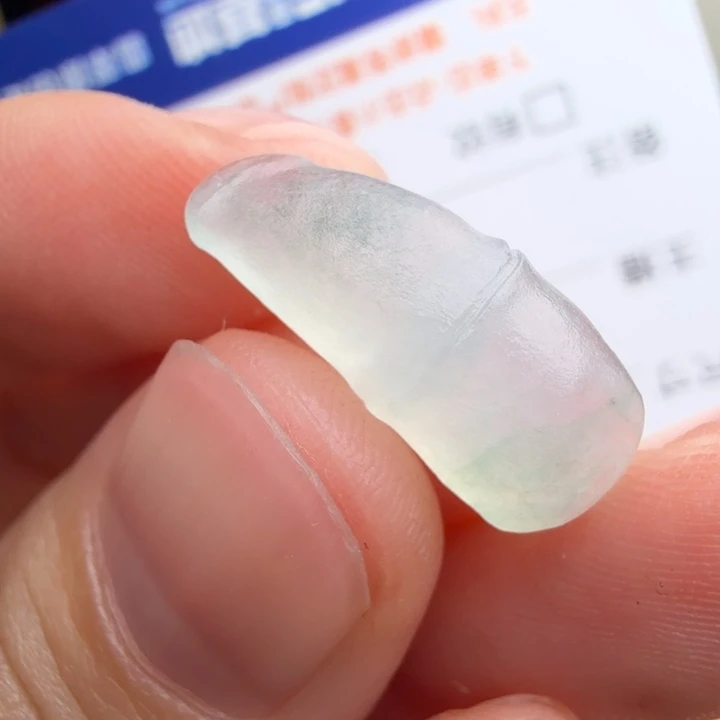 定制翡翠未镶嵌包工