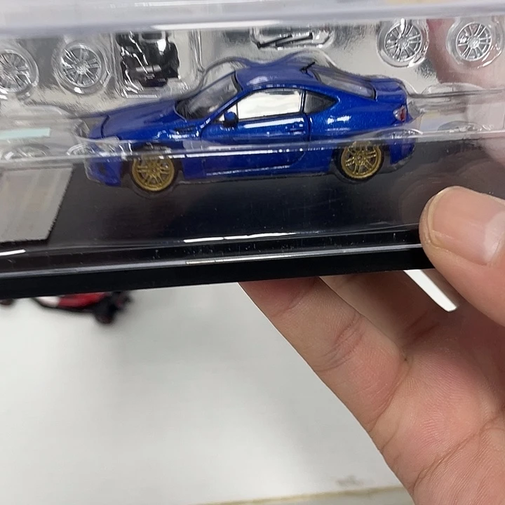 Brz能开门合金车模