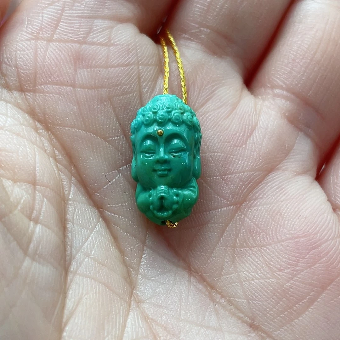 绿松石颈饰未镶嵌