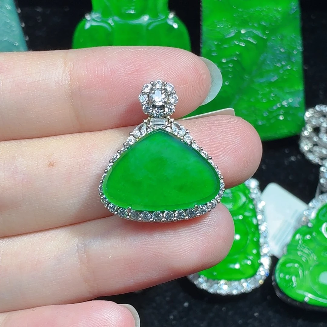 翡翠银S925镶嵌颈饰天然A货翡翠