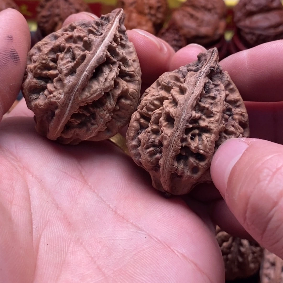 文玩核桃吊坠小涵28