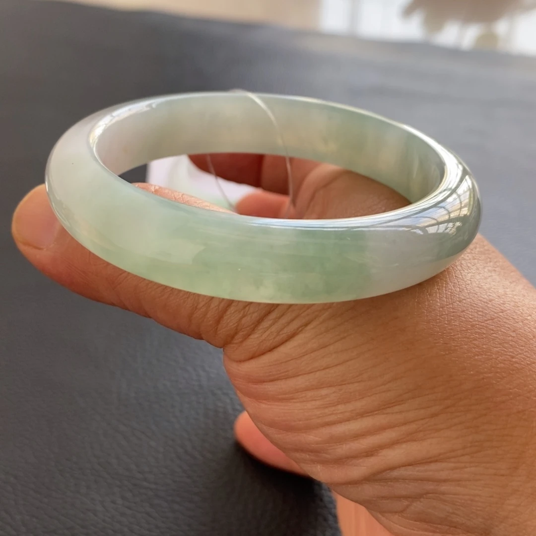 未镶嵌手镯翡翠天然翡翠手镯
