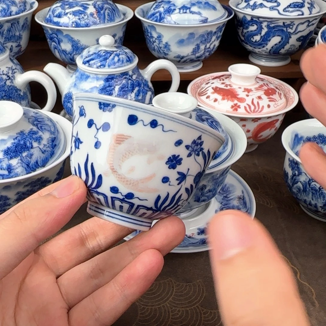 瑕景德镇手绘鱼藻杯