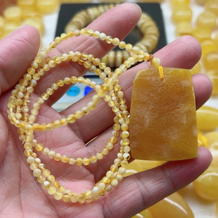 琥珀（矿物珀）未镶嵌裸石