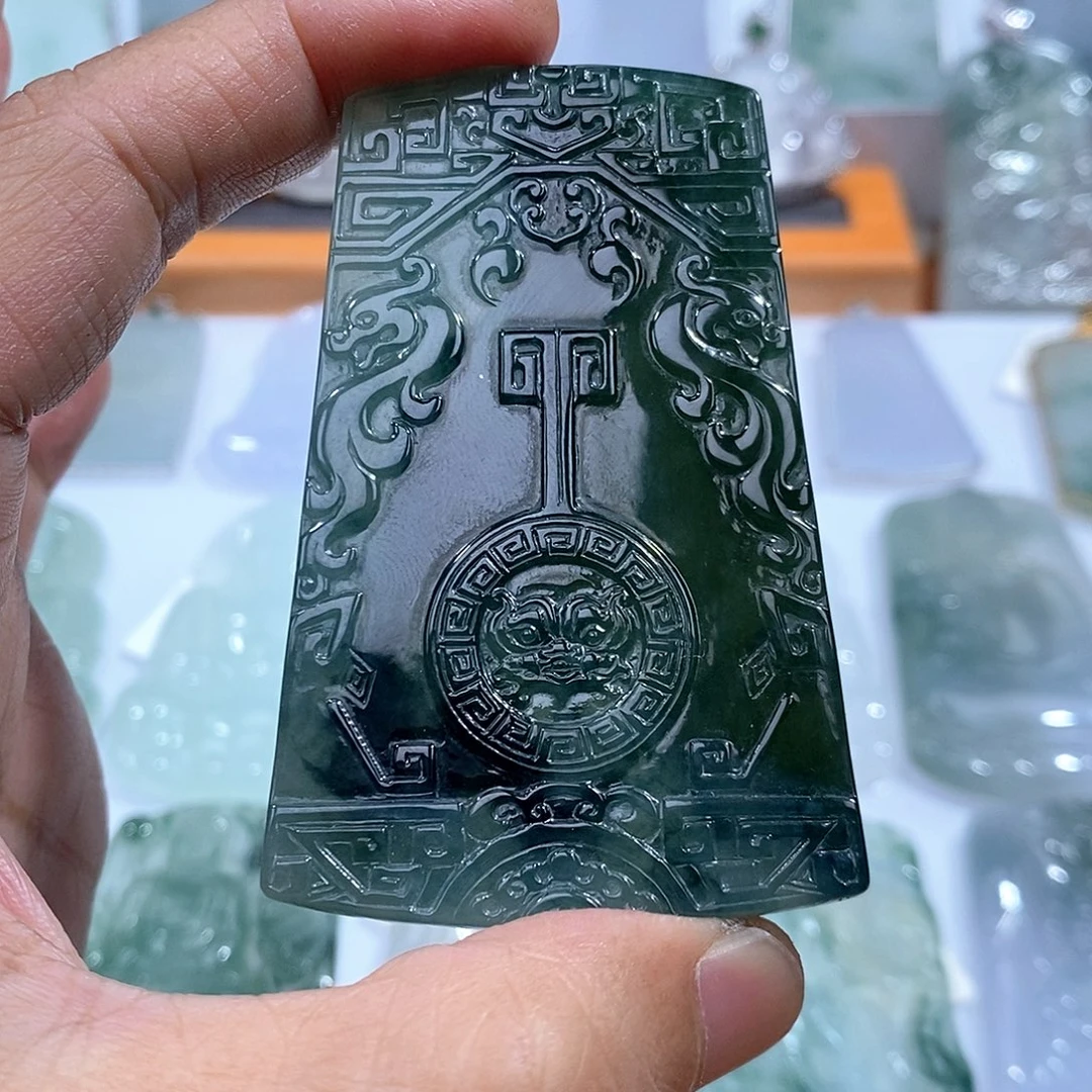翡翠未镶嵌颈饰缅甸翡翠