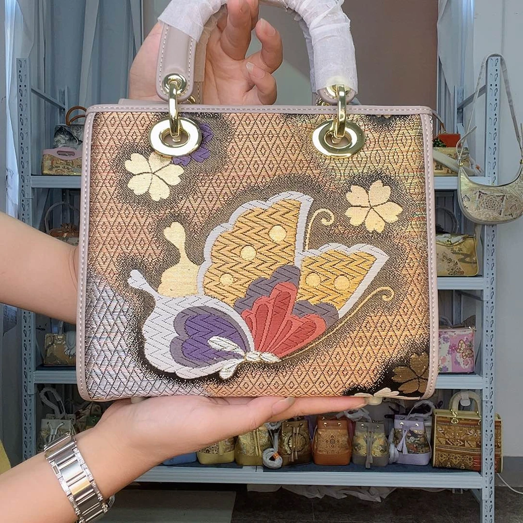 织物桑蚕丝非遗唐锦中戴妃