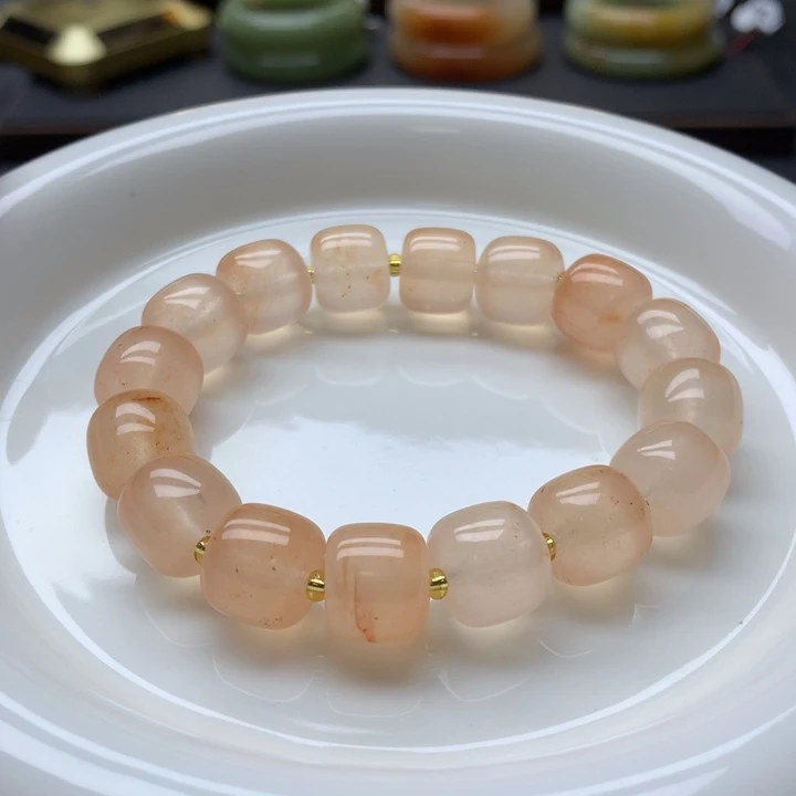 未镶嵌手镯石英岩玉