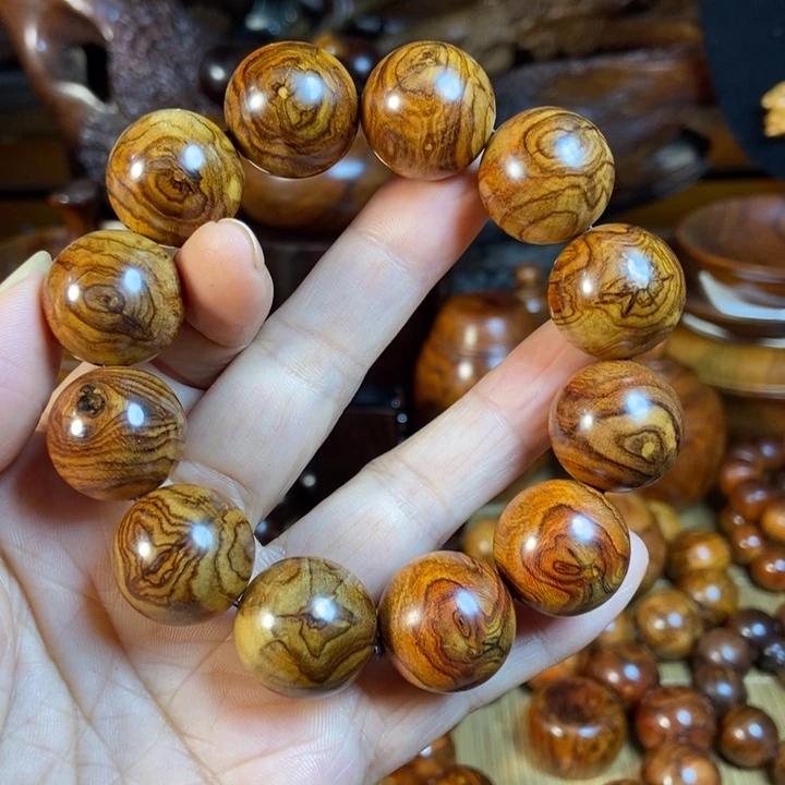 黄花梨/降香黄檀慕*萧海南黄花梨鬼脸尺寸2.0